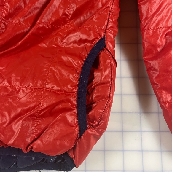 Lacoste boys reversible puffer jacket Red/Navy. EUC size 12 - Picture 5 of 6